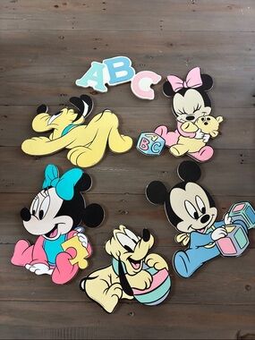 Vintage Disney Baby Wall Decorations